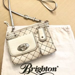 Vintage BRIGHTON✨WHITE CROSSBODY ORGANIZER PURSE